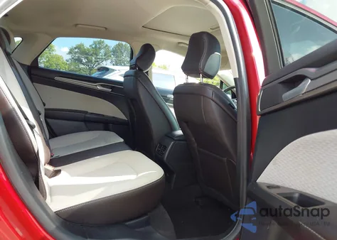 2020 Ford Fusion Se из США, поврежденный, VIN 3FA6P0HDXLR155033